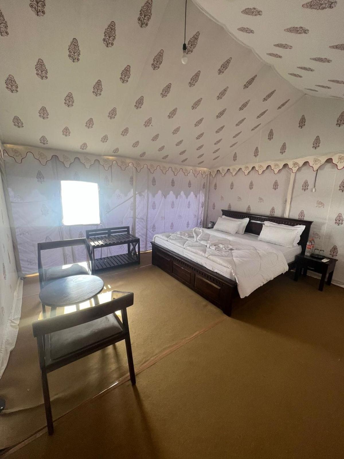 Sam Dunes Desert Luxury Camp & Resort Jaisalmer Bagian luar foto