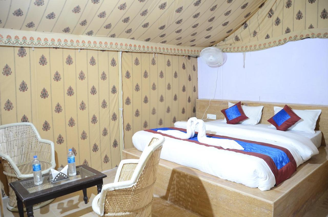Sam Dunes Desert Luxury Camp & Resort Jaisalmer Bagian luar foto
